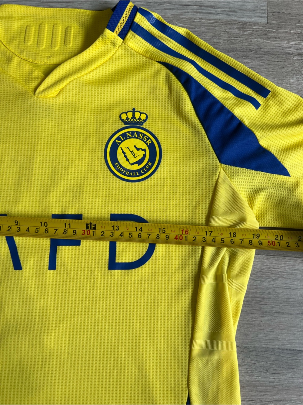 #7 Ronaldo Adidas Al Nassr Jersey size L - Picture 4 of 8